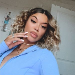 Meet your Posher, Deja